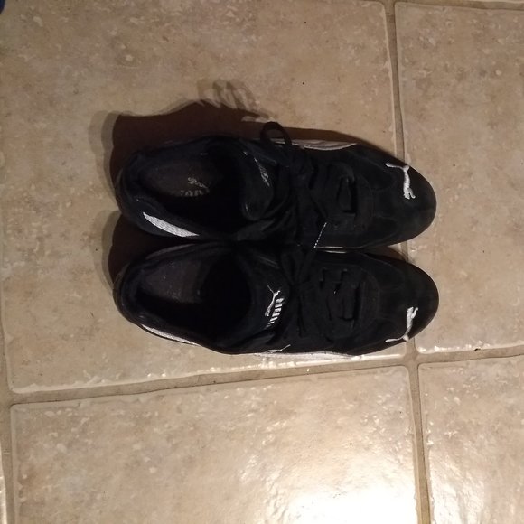 Puma shoes - Picture 4 of 5